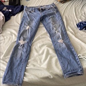 American eagle rip jeans